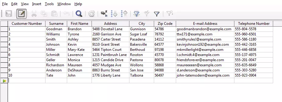 Exemplarische Kundendatenbank in LibreOffice Base